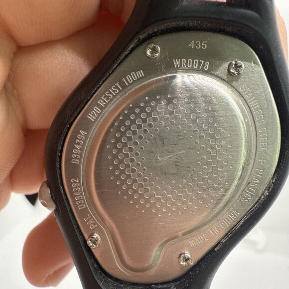 VINTAGE Nike Triax Swift Analog Watch WR0078 Y2K Tech Modern - Picture 2 of 5